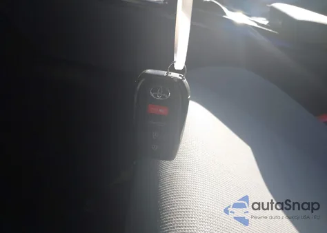 2025 Toyota Camry Le из США, поврежденный, VIN 4T1DBADK8SU525649